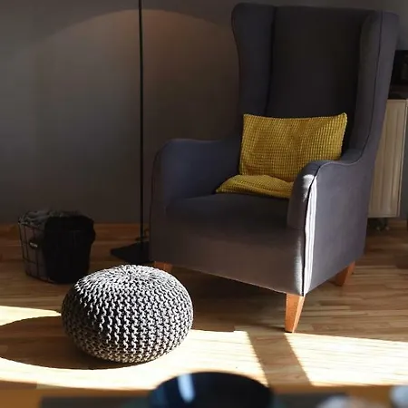 Apartment Feels Like *